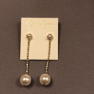 Jessica Simpson Drop Pearl Earrings!  Gold Tone!